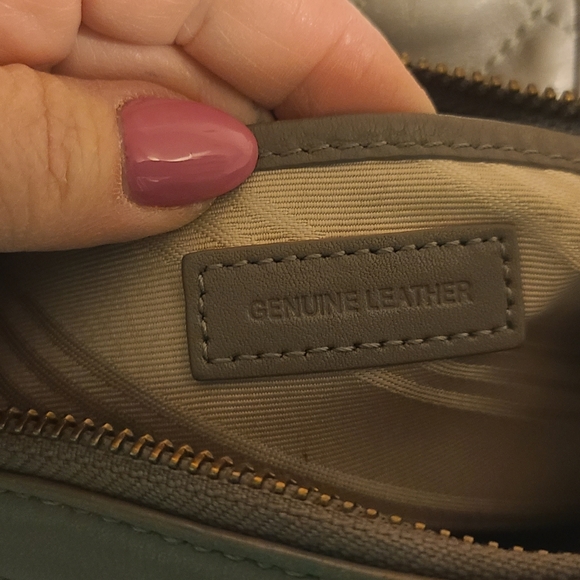 Brooks Brothers leather gray purse in good condition - Picture 6 of 11